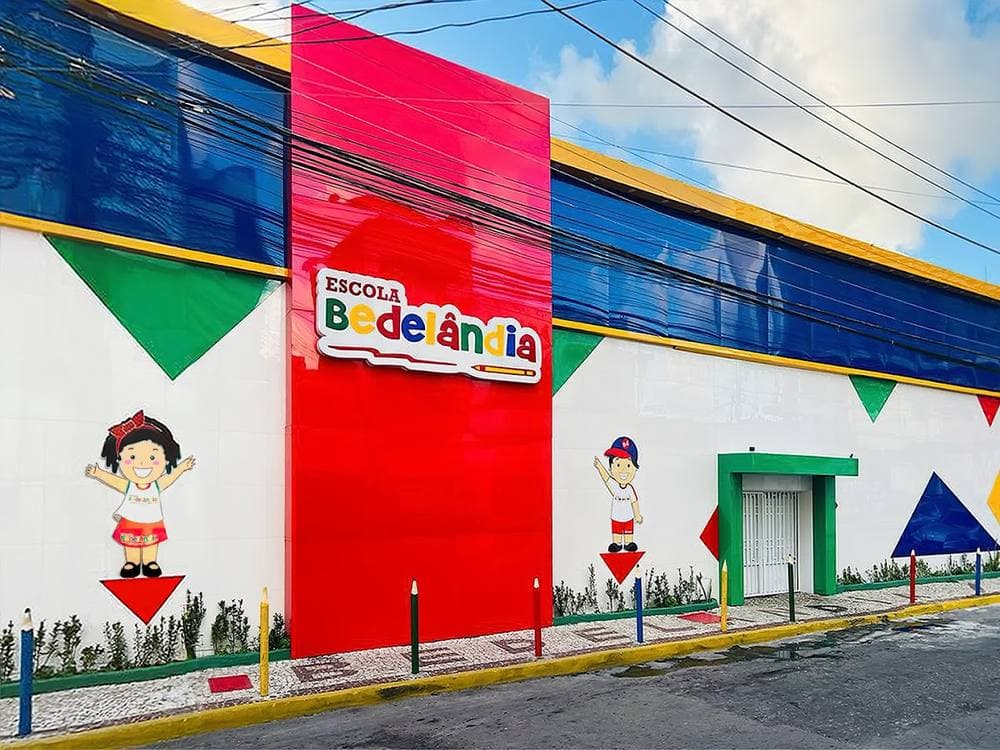 Fachada da Escola Bedelândia